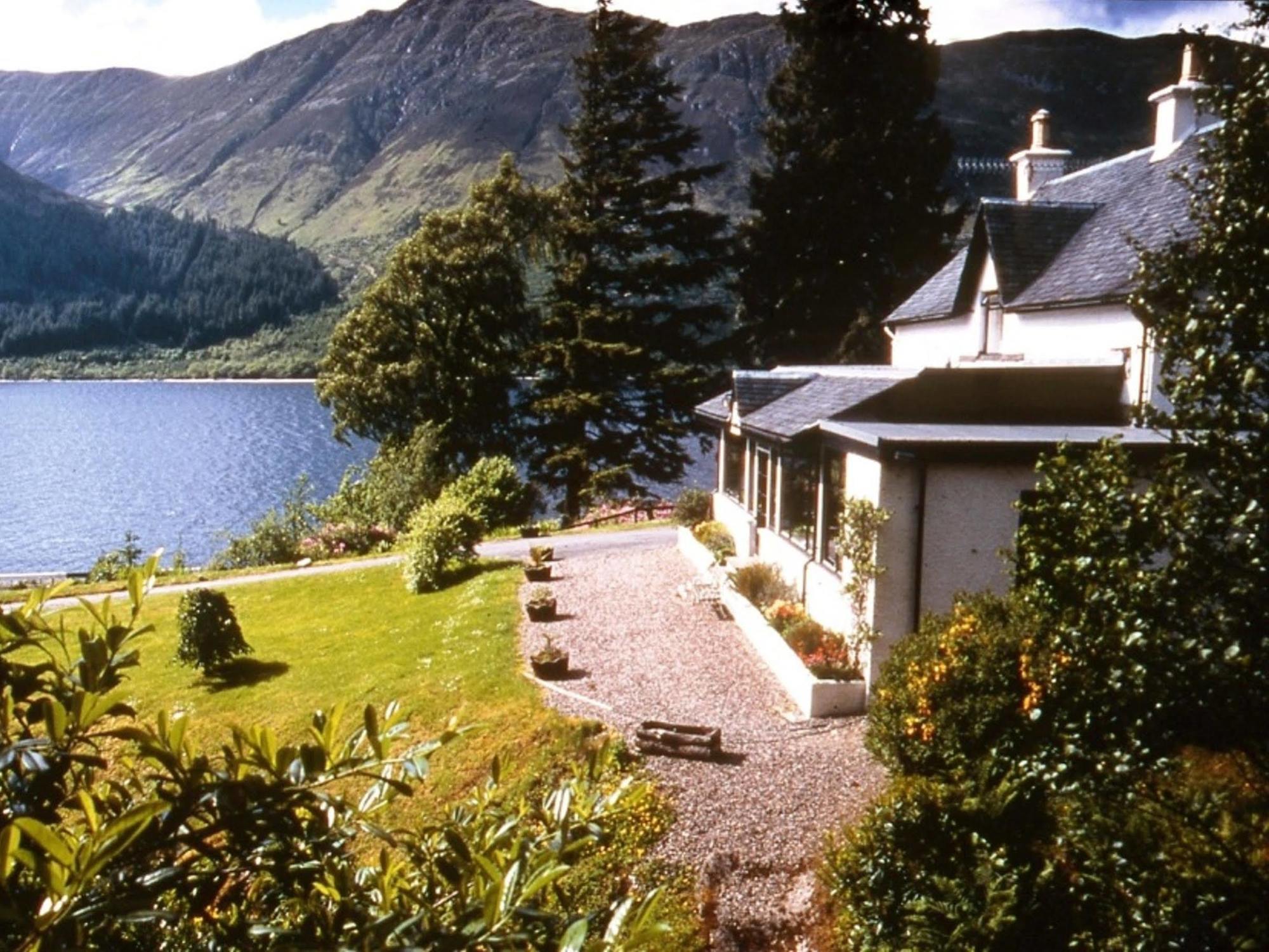 Corriegour Lodge Hotel Letterfinlay Exterior foto